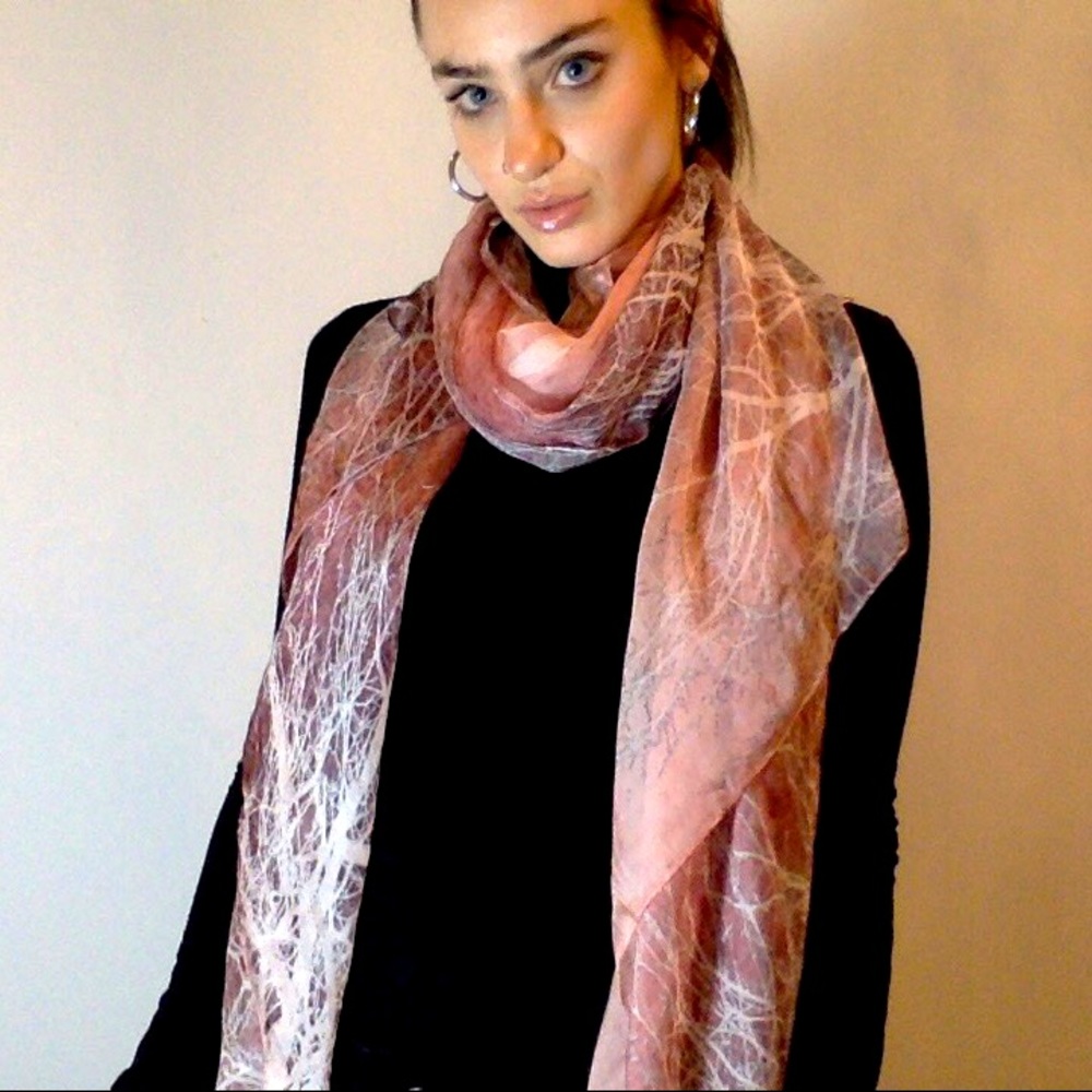 - DANIER 100% silk scarf NWT - Picture 2 of 4